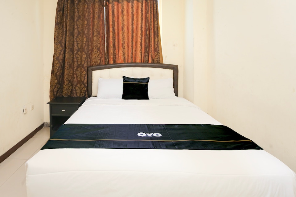 Hotel O Bekasi Near Mall Lippo Cikarang Formerly Hotel Addictk, Bekasi, Bekasi