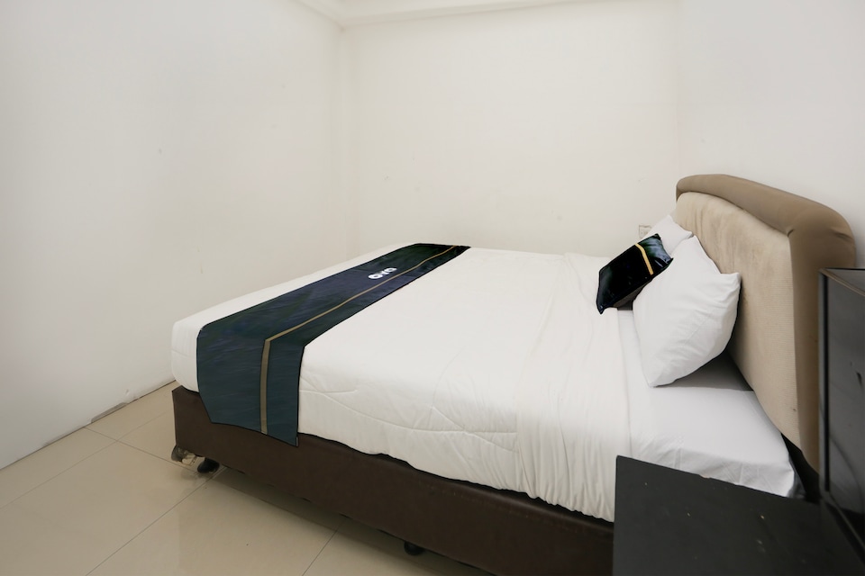 Hotel O Bekasi Near Mall Lippo Cikarang Formerly Hotel Addictk, Bekasi, Bekasi