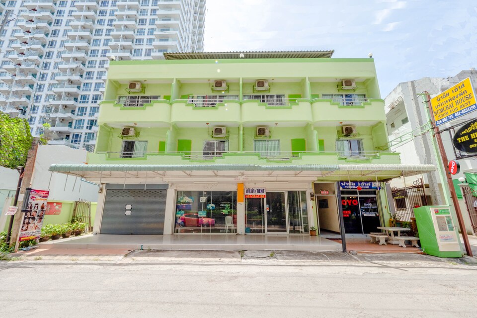 OYO 815 Namchai House, Phra Tamnak Mountain P1, Pattaya