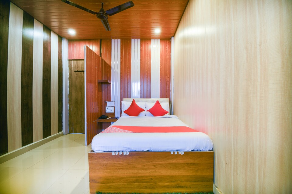 OYO 71465 Gangotri Hill Top Resort, Katraj Khed Shivapur Pune, Pune