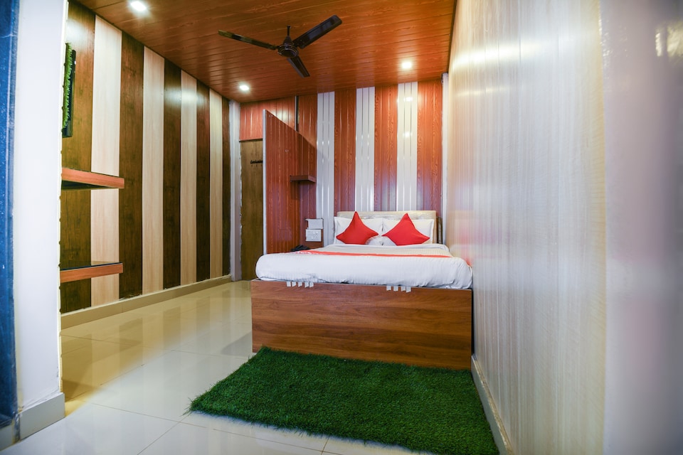 OYO 71465 Gangotri Hill Top Resort, Katraj Khed Shivapur Pune, Pune