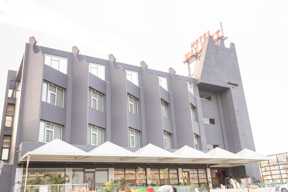 Capital O 71478 Hotel Way Wait Park Treat, Palanpur, Palanpur