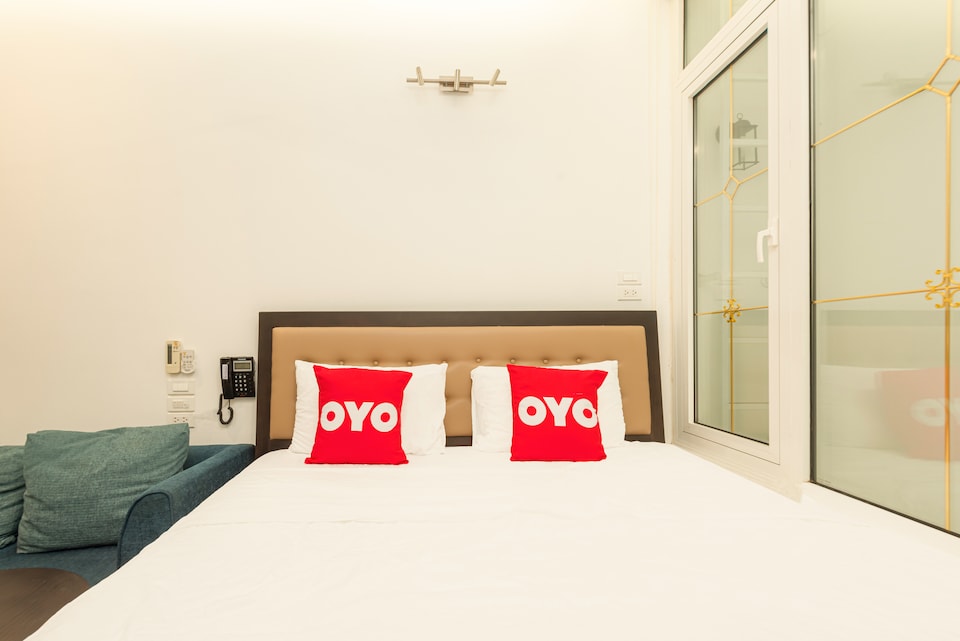 OYO 1042 Cozy Select Luxury Apartments, Ba Dinh, Hanoi