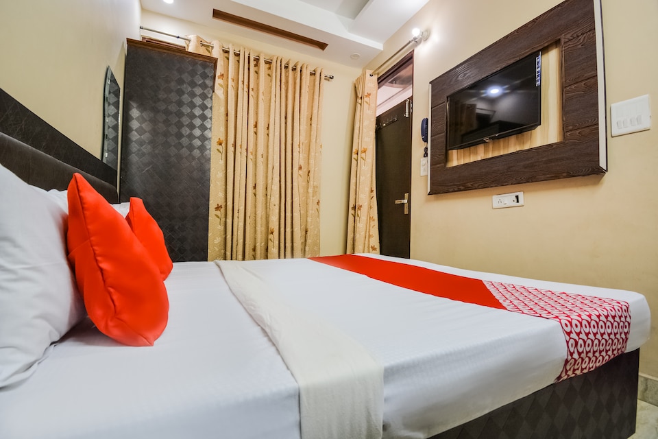 OYO 71501 Aadima Hotel , Alibag- Kashid- murud, Alibag