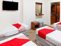 OYO 452 Eskan 7 Hotel 