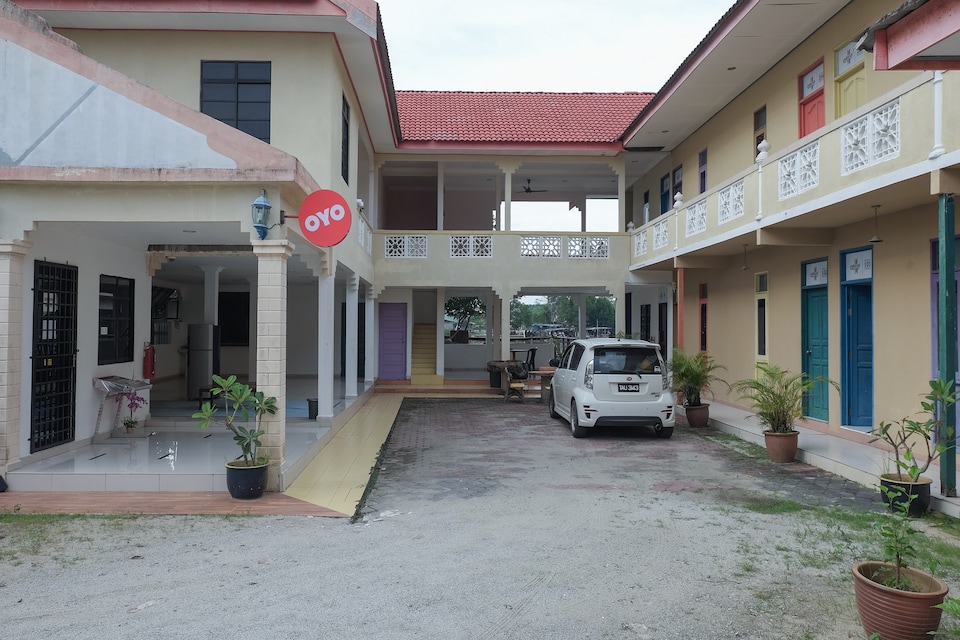 OYO 90018 River Village Hotel, Kuala Terengganu, Kuala Terengganu