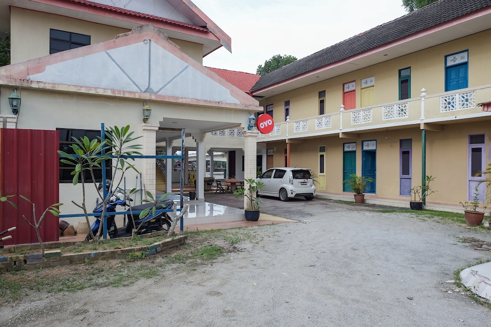 OYO 90018 River Village Hotel, Kuala Terengganu, Kuala Terengganu