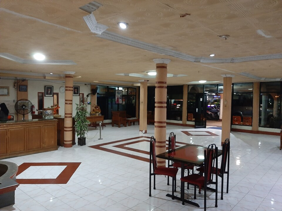 OYO 3272 Afiat Hotel, Hasanuddin, Makassar