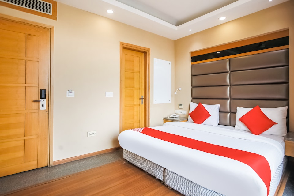 OYO 71532 Hotel New Delhi International , AIIMS Delhi, Delhi