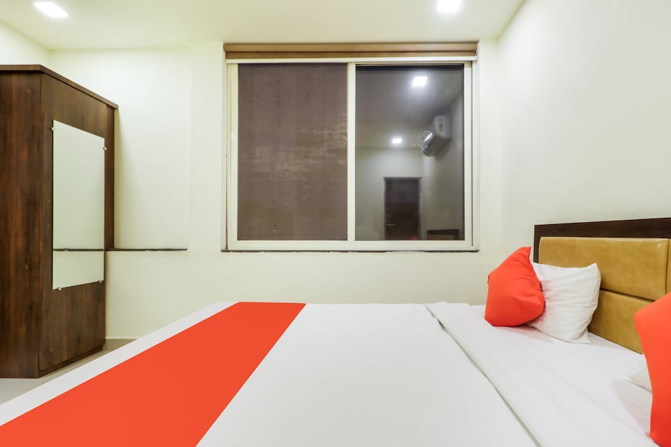 OYO 71533 Villa 63, Airport Road Nagpur, Nagpur