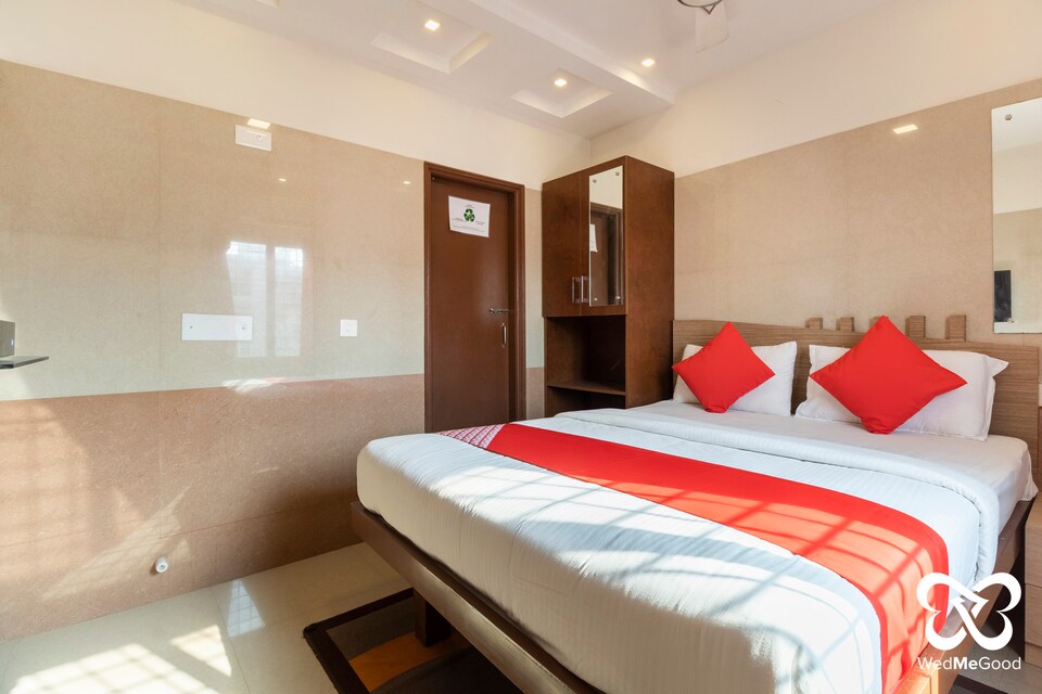 OYO 71538 Royal Residency, Majestic Bangalore-II, बैंगलोर