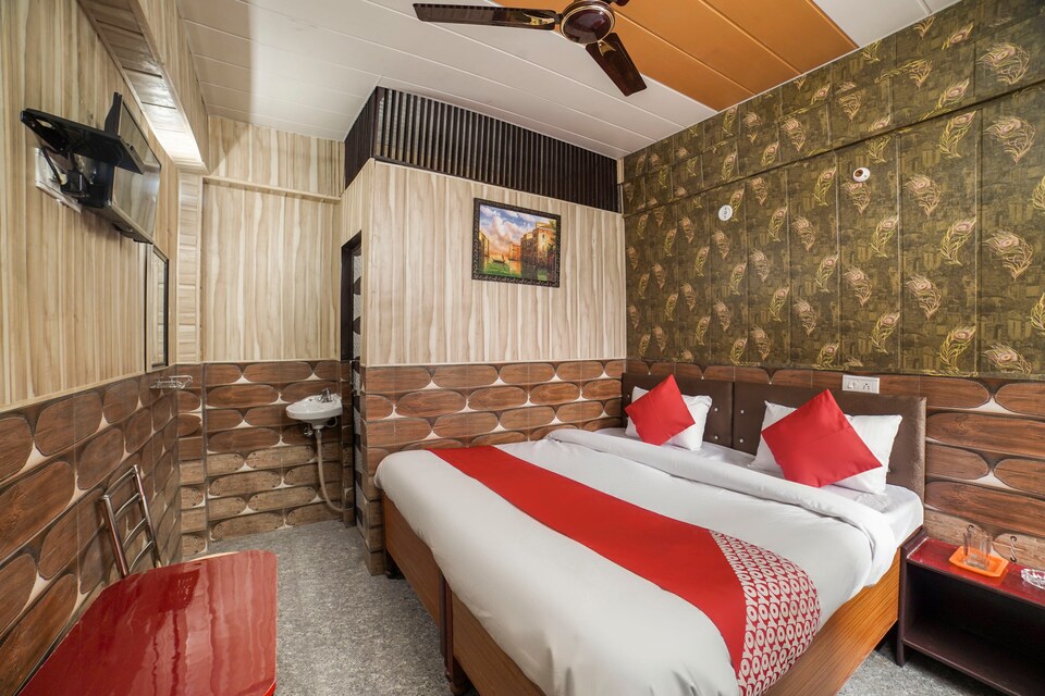 OYO 71542 Hotel Dev Bhoomi , Pithoragarh city, Pithoragarh