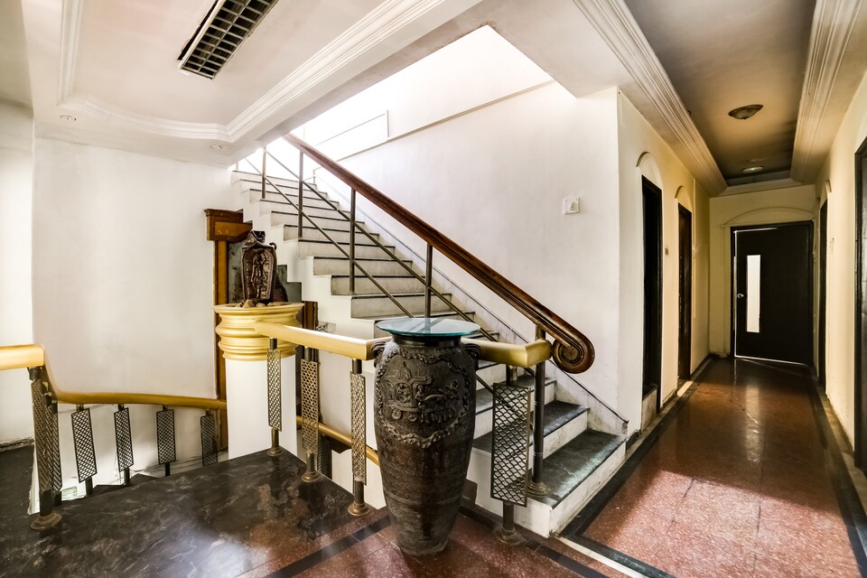 CAPITAL O71546 Hotel Green City, Sitabuldi Nagpur, Nagpur