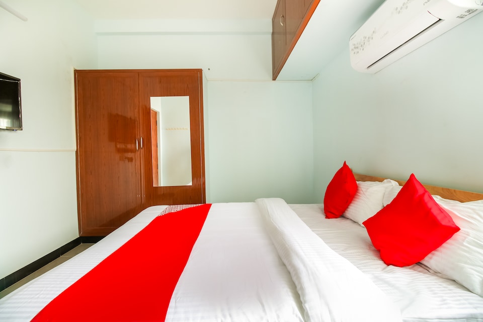 OYO 71549 Shri Sai Apartments, Mettupalayam Road, Coimbatore
