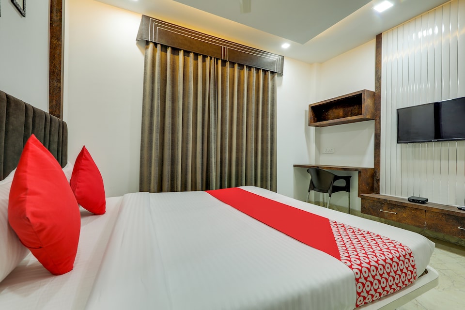 OYO 71553 Moriya Inn, Omkareshwar City, Omkareshwar