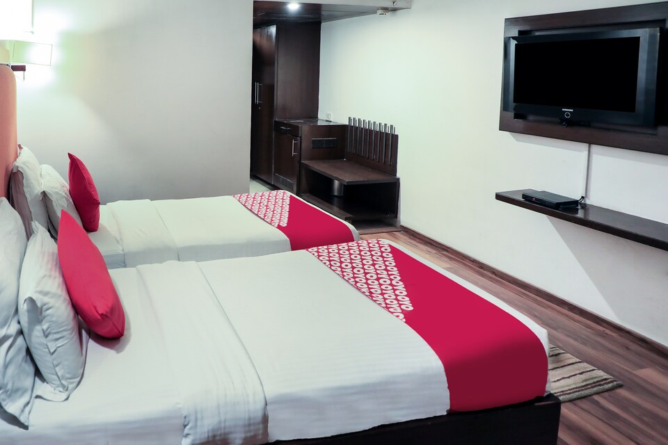 OYO 914 Hotel Casa Luxurio, Banjara Hills, Hyderabad