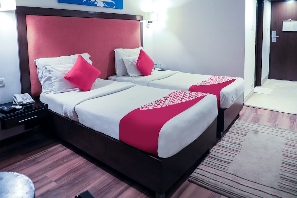 OYO 914 Hotel Casa Luxurio, Banjara Hills, Hyderabad