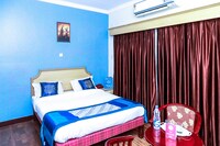 OYO Royal Suite Near Hyderabad Central