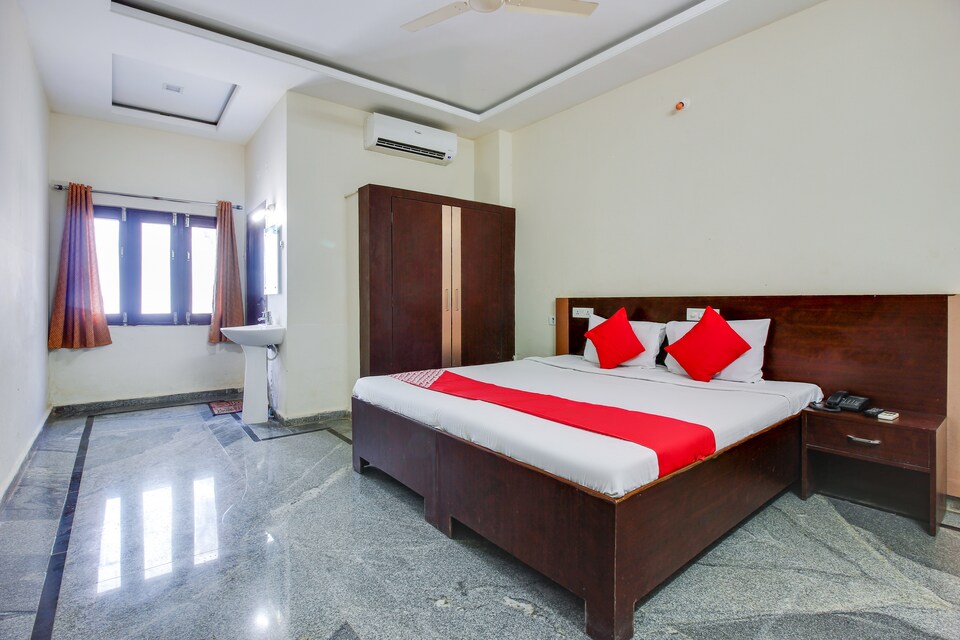 OYO 71559 HOTEL AITHIDI GRAND KODADA, Khammam Khammam, Khammam