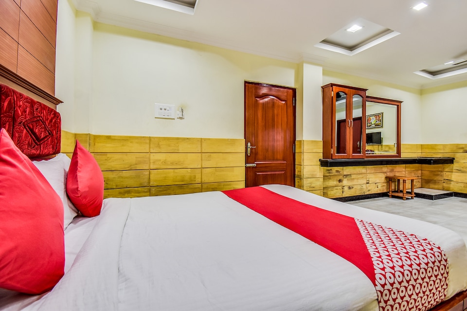 OYO 71568 Kesavan Residency, Dindigul Bus Stand, Dindigul