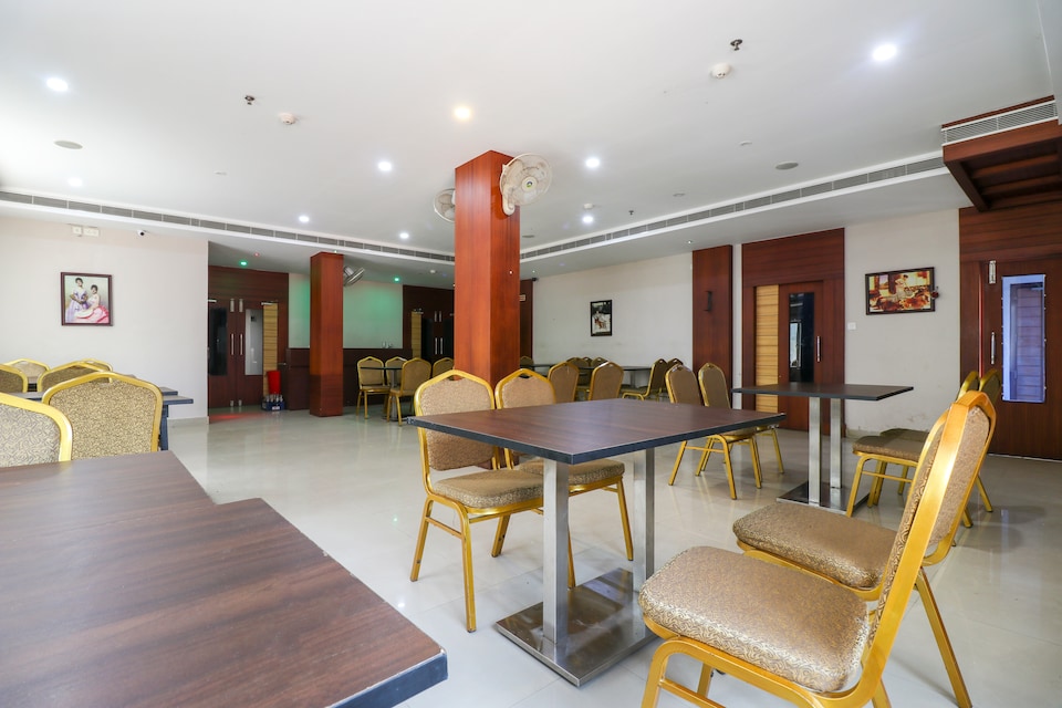 Capital O 71581 Hotel Royal Kallada Residency, Kollam, Kollam