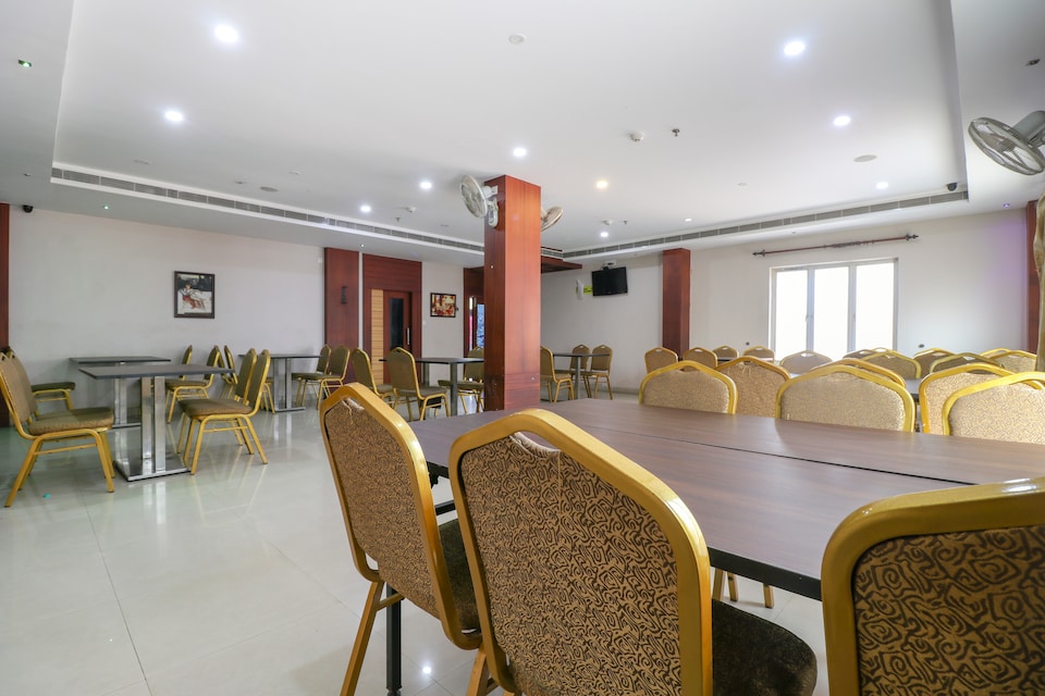 Capital O 71581 Hotel Royal Kallada Residency, Kollam, Kollam