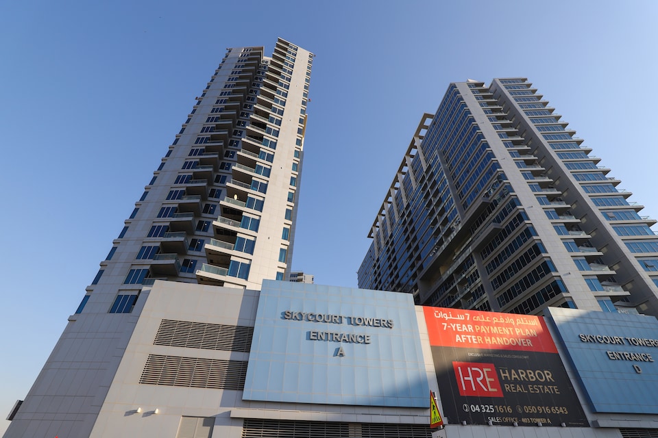 OYO 512 Home Skycourt Tower 1217, 1BHK, Al Barsha Dubai, Dubai