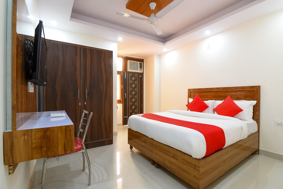 OYO 71599 Cozy Home, Airport-Dwarka Delhi, Delhi