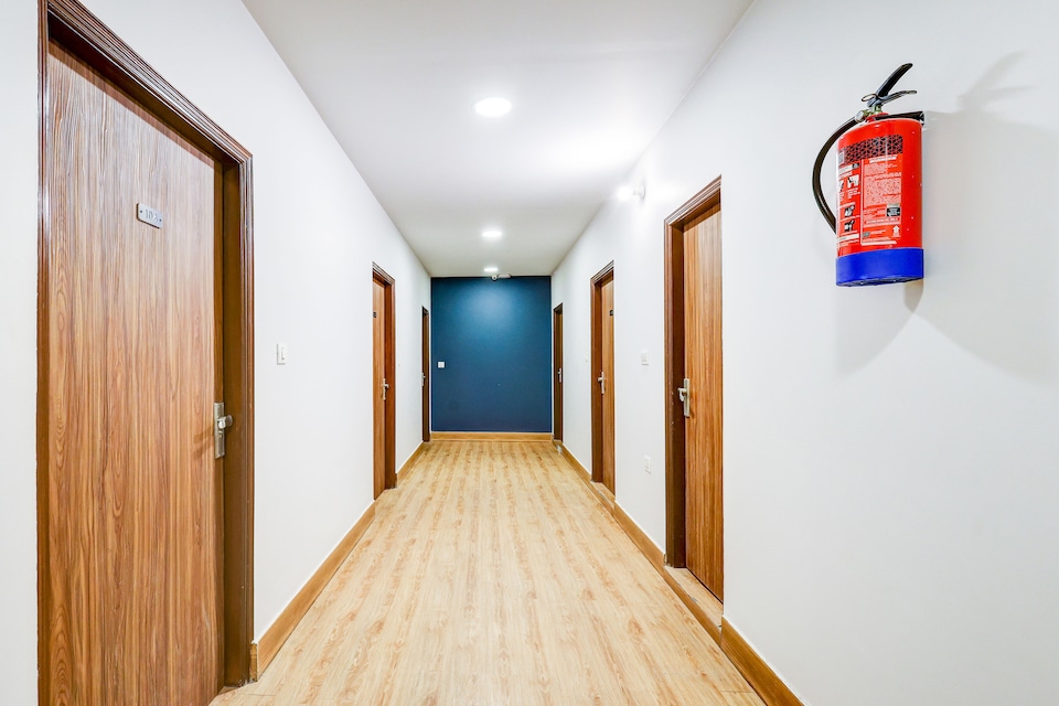 Super Collection O Palam Near Railway Station, Dwarka Delhi, Delhi