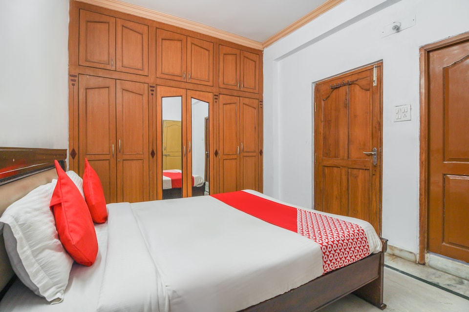 Hotel O Krupa Service Apartments , Jubilee Hills, Hyderabad