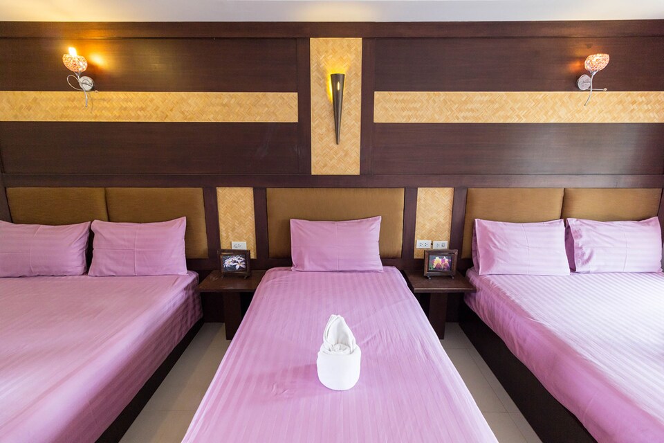 OYO 844 The Leaf Hotel, Ko Lan P2, Pattaya