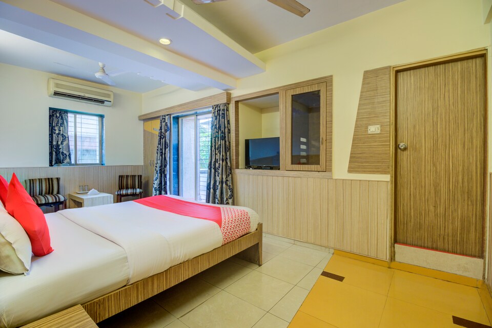 OYO 71627 Hotel Neelkiran , Mumbai Airoli-Vashi, Mumbai